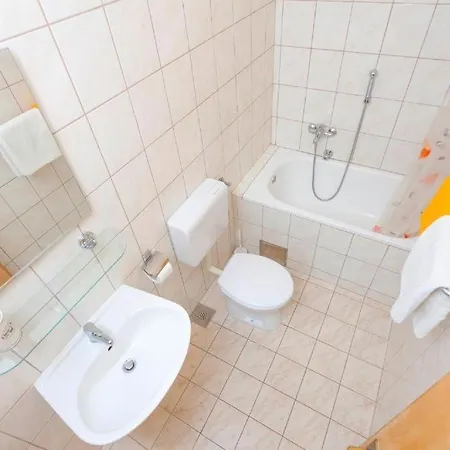 With Parking Space - 22758 * Makarská