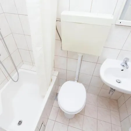 With Parking Space - 22758 Makarská